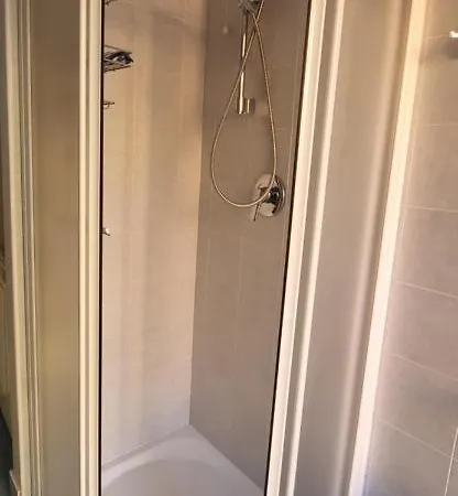 La Casa Di Lucia: Grande Con Balcone Lägenhet Brescia